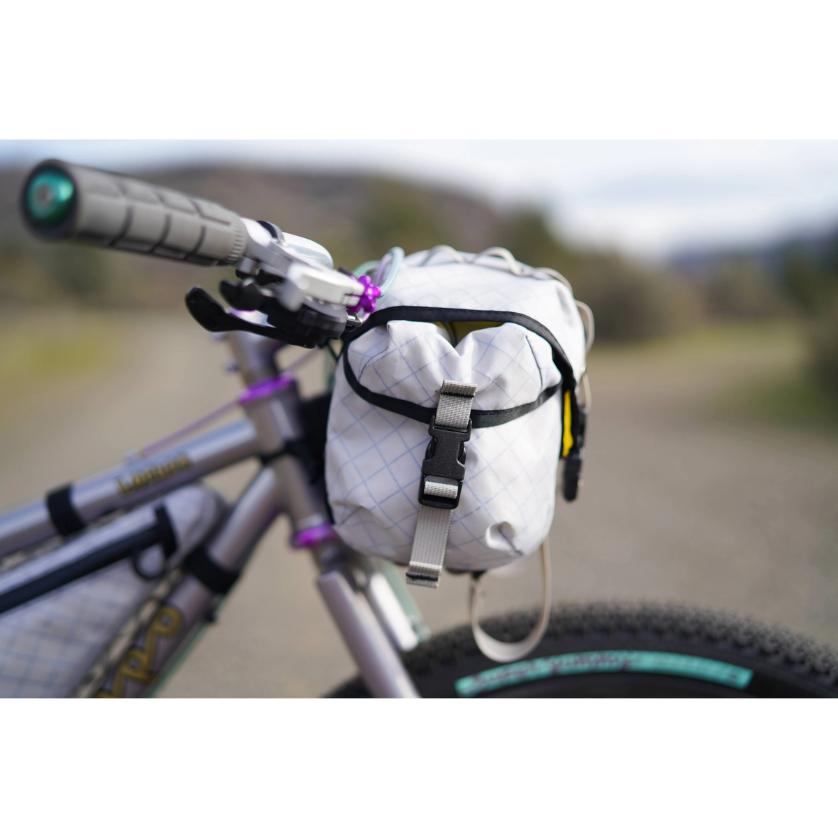Voyageur Handlebar Bag