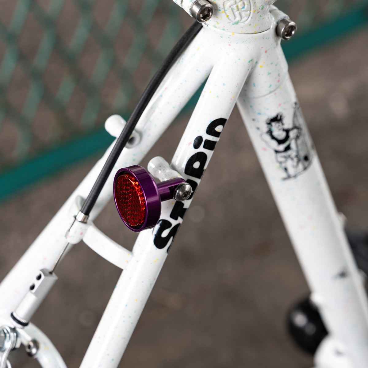 KOMA reflector (Black)